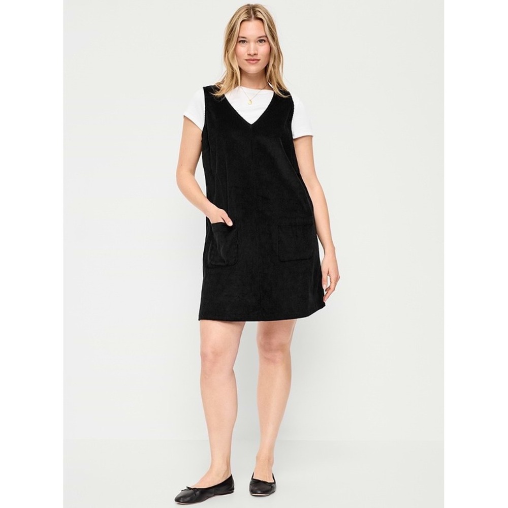 Old Navy Black Corduroy V-Neck Jumper Dress XL Front Pockets Sleeveless Shift